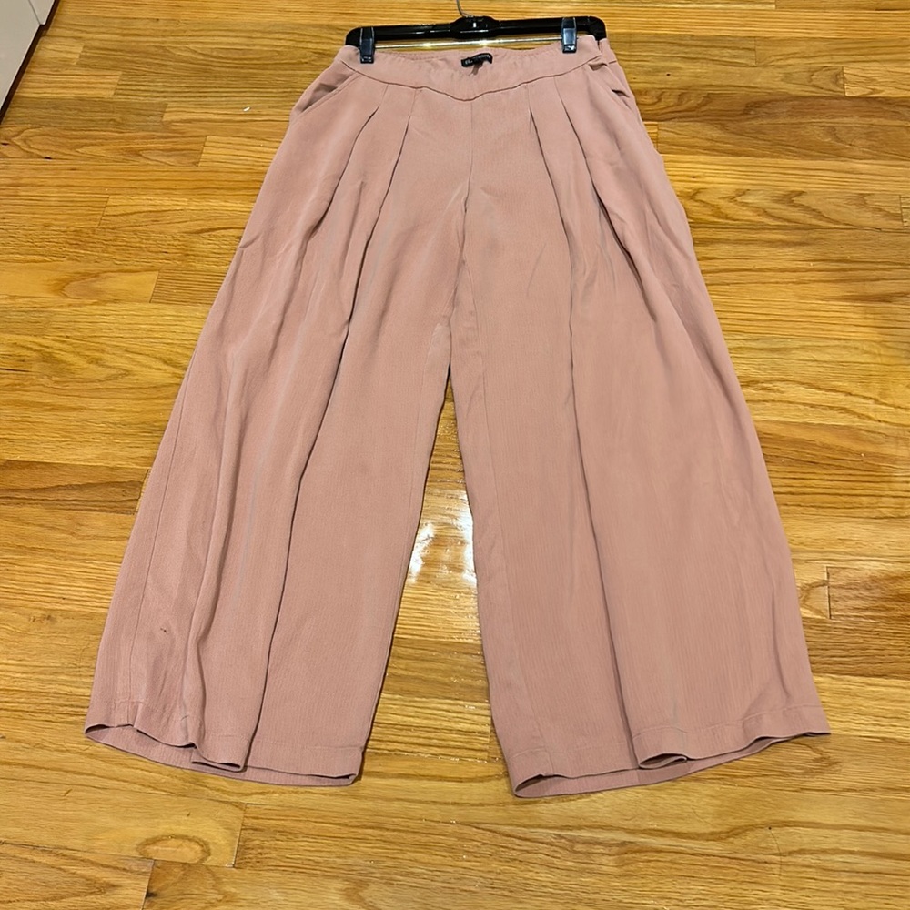 Selling a pair of Eileen Fisher palazzo pants petite small, blush pink color